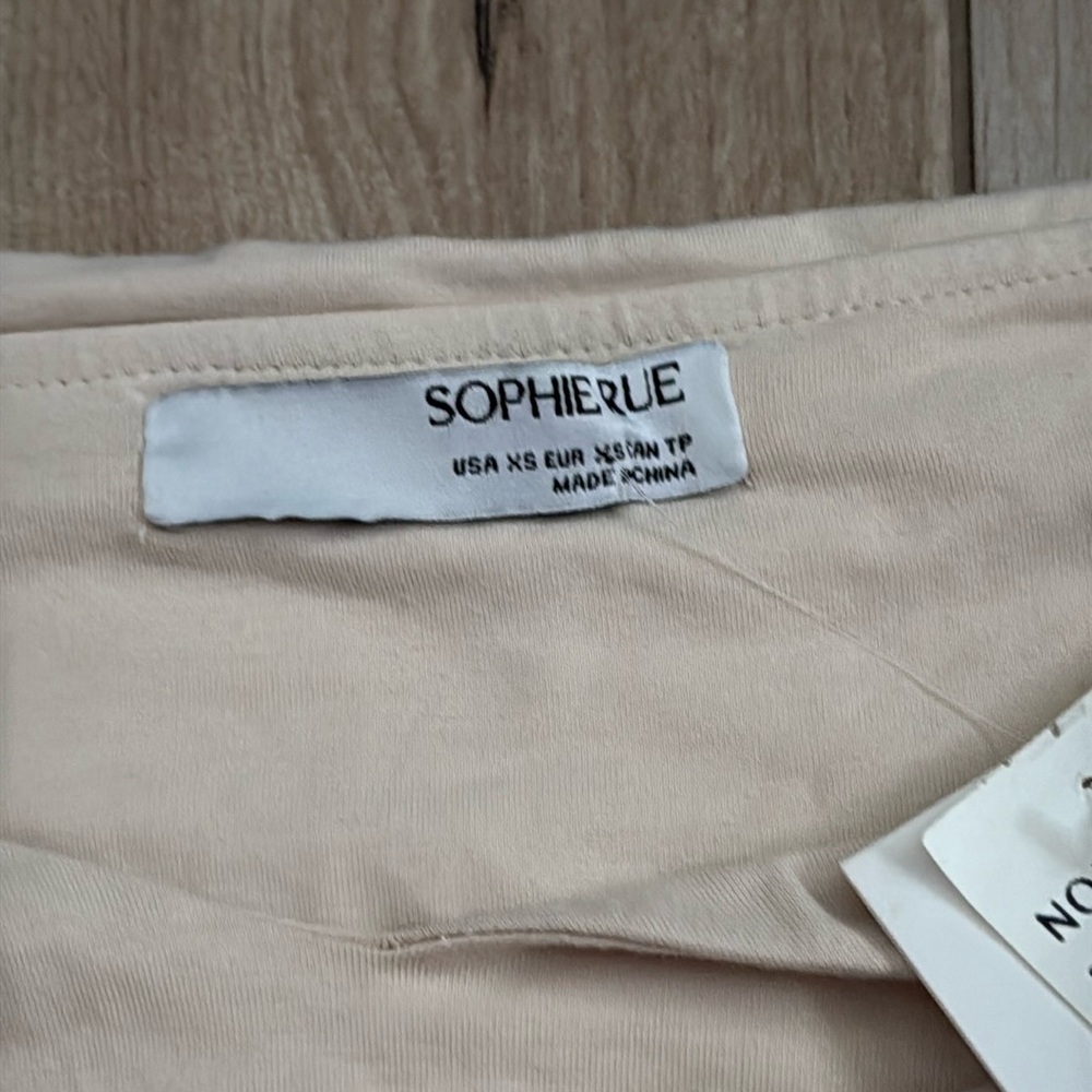 Sophie Rue Cream Top - Picture 2 of 7